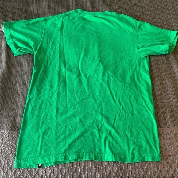 Hurley Patrick’s Day Green Tee Top T-shirt Size M - Picture 3 of 7